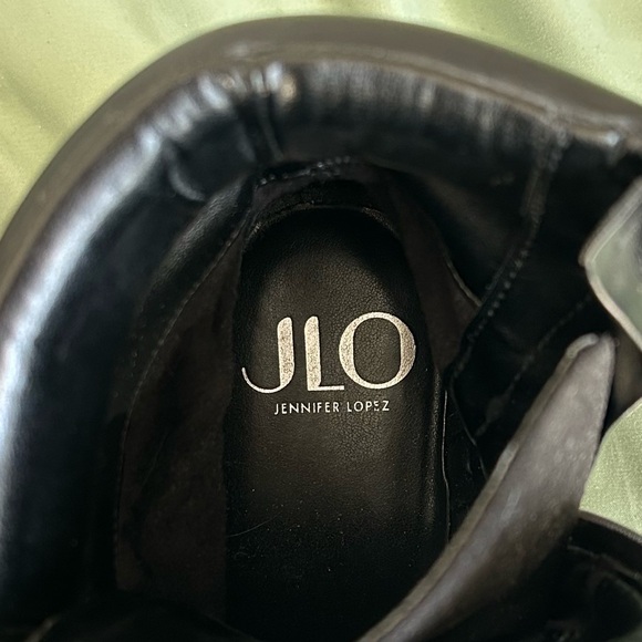 🩷JLO BLACK LACE UP WINTER ANKLE BOOTS COMBAT BOOTS TRENDING SIZE 8.5 - Picture 11 of 12